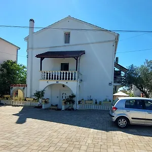 3* Gostinjska kuća Vilma