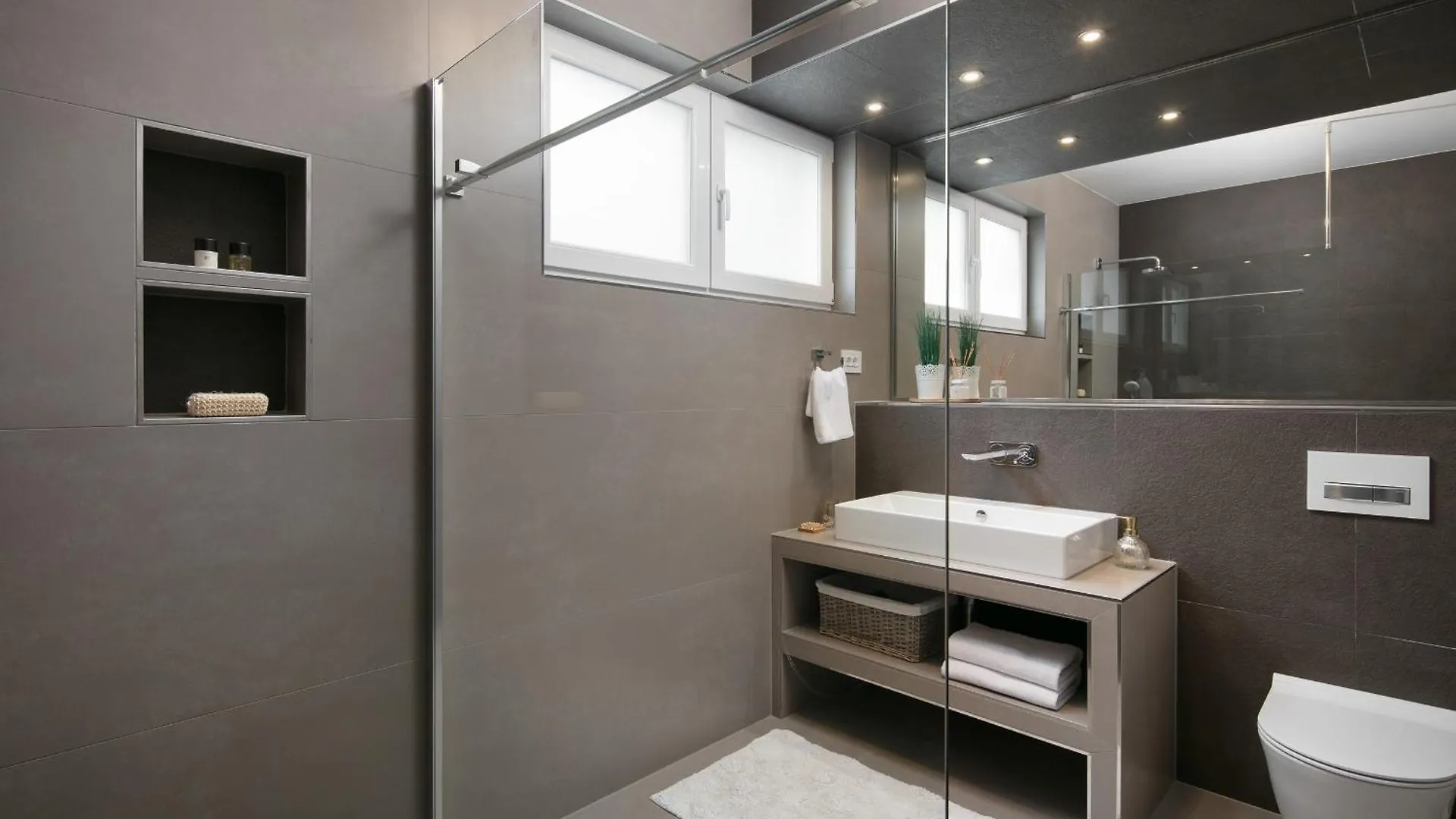 Beautiful Villa Sale Sukosan